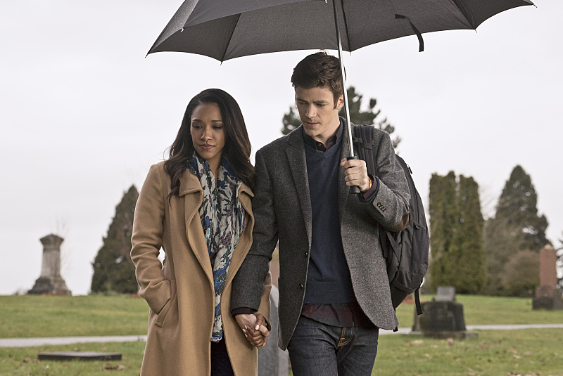 The Flash -- " The Runaway Dinosaur" -- Image: FLA221b_0185b.jpg -- Pictured (L-R): Candice Patton as Iris West and Grant Gustin as Barry Allen -- Photo: Katie Yu/The CW -- Ã‚Â© 2016 The CW Network, LLC. All rights reserved.